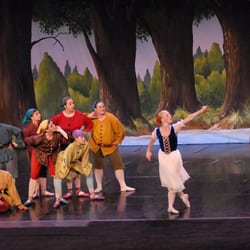 Snow White 2010 - Snow White & the Dwarfs