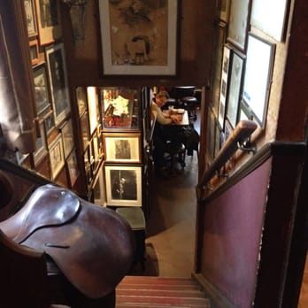 The Nag's Head - View from the loo to the floor level of the pub - Pubs Near Me - London, XGL The Nag's Head - View from the loo to the floor level of the pub - Pubs Near Me - London, XGL