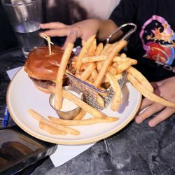 Bisbee's Table - Kid's burger and fries