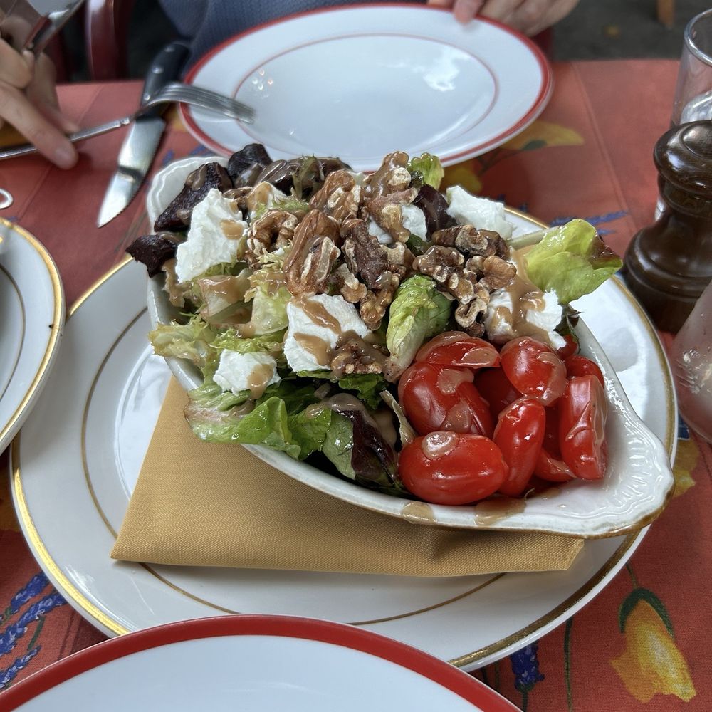 Bistro Maison - French Near Me - McMinnville, Oregon Bistro Maison - French Near Me - McMinnville, Oregon