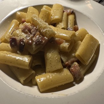 Buona Notte - Rigatoni Alla Carbonara - Italian Near Me - New York, New York Buona Notte - Rigatoni Alla Carbonara - Italian Near Me - New York, New York