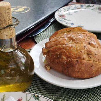 La Tomate - Amazing bread and olive oil - Italian Near Me - Washington, DC, District of Columbia La Tomate - Amazing bread and olive oil - Italian Near Me - Washington, DC, District of Columbia