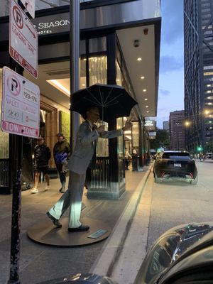 Four Seasons Hotel Chicago by null