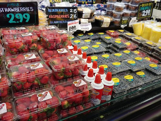 Sweet Berry Fresh Market by null