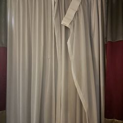 Holiday Inn Express & Suites Carlisle - Harrisburg Area - Curtain in shambles