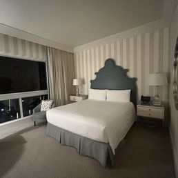 King size bed King size bed