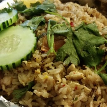 Khun Moo Thai Kitchen - Chicken Thai fried rice - Thai Near Me - Northridge, California Khun Moo Thai Kitchen - Chicken Thai fried rice - Thai Near Me - Northridge, California