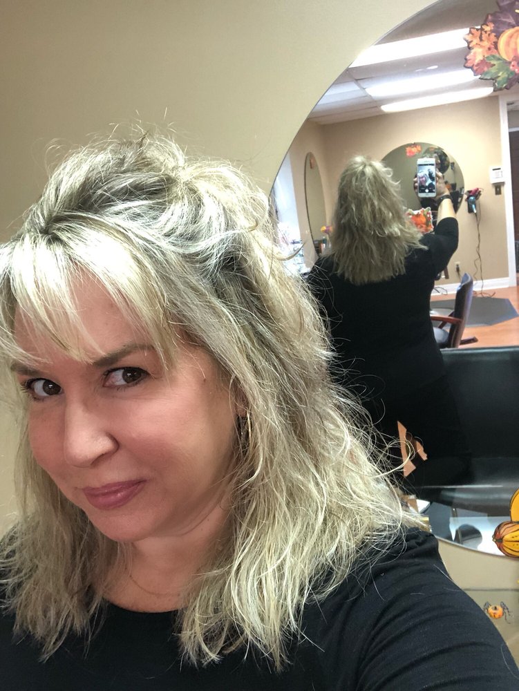 CURL UP & DYE Updated August 2024 3938 Sunbeam Rd, Jacksonville