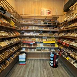 Smoker's Destiny - Smokers Destiny Store interior