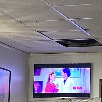 Butter Chicken Restaurant - They show Bollywood movies - Indian Near Me - Towson, Maryland Butter Chicken Restaurant - They show Bollywood movies - Indian Near Me - Towson, Maryland