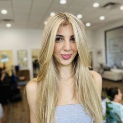 The Color Connection - Exceptional shades of golden blond