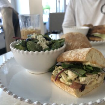 The Gilded Acorn - Chicken sandwich - Patisserie/Cake Shop Near Me - Oklahoma City, Oklahoma