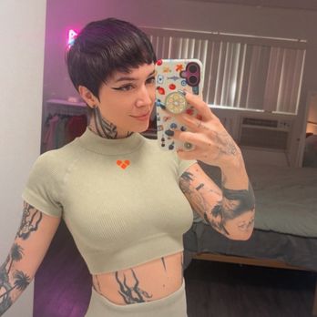 Fantastic Sams Cut & Color - Hair Salons Near Me - Pasadena, California Fantastic Sams Cut & Color - Hair Salons Near Me - Pasadena, California