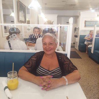 Lemon Tree - My sister in law Carmen loved it too - Breakfast & Brunch Near Me - Vero Beach, Florida