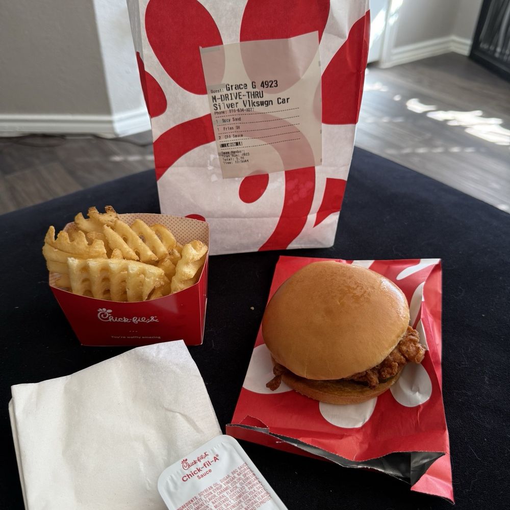 Chick-fil-A - Fast Food Near Me - Fort Worth, Texas