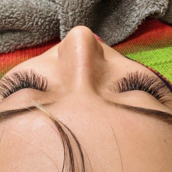 TK's Extensions - Hybrid Lash Extensions - Eyelash Service Near Me - Los Angeles, California