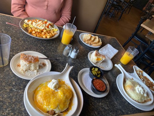 The Cracked Egg by null