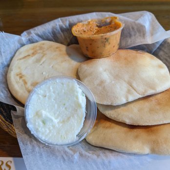 Malek Al Kabob - Free pita - Mediterranean Near Me - Dearborn, Michigan