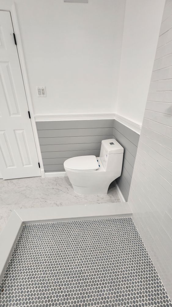 Slide of Gomez Professionals