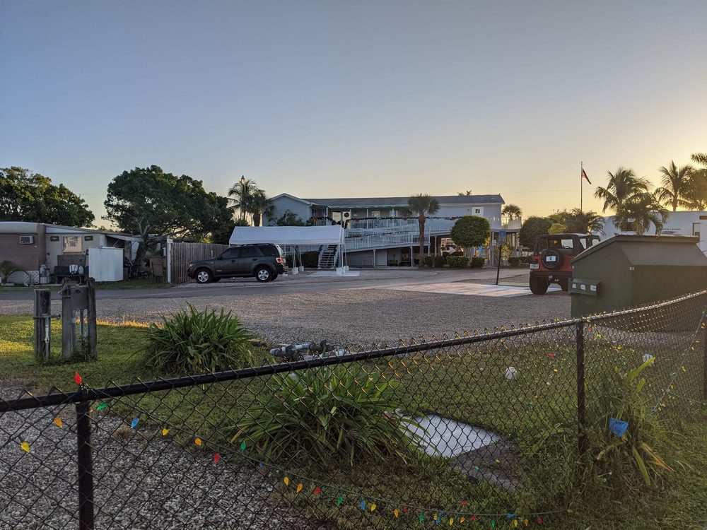OYSTER BAY PARKS Updated August 2024 1711 Main St, Fort Myers Beach