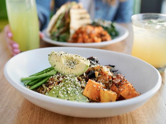True Food Kitchen by null