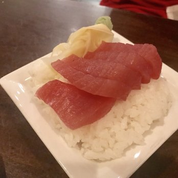 Umi Sake House - Tuna Sashimi Don - Sushi Bars Near Me - Seattle, Washington Umi Sake House - Tuna Sashimi Don - Sushi Bars Near Me - Seattle, Washington