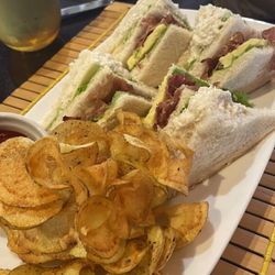 Anvaya Cove-Beach and Nature Club - Clubhouse sandwich with curly fries