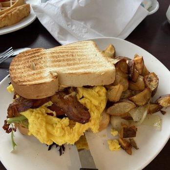 Seabrook Classic Cafe - Egg Sandwich - Seafood Near Me - Seabrook, Texas