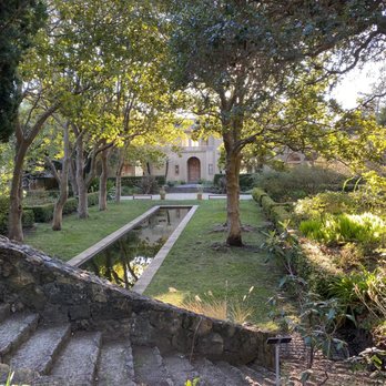 Blake Garden - Parks Near Me - Kensington, California