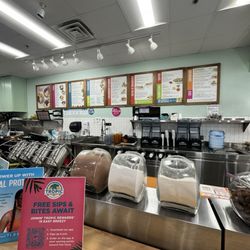 Tropical Smoothie Cafe