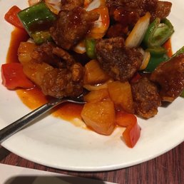 Pineapple goo loo pork (sweet&sour) Pineapple goo loo pork (sweet&sour)