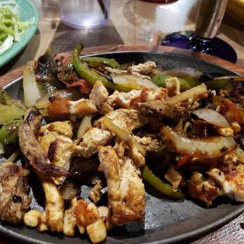 El Azteca - Rehoboth Beach - Chicken and steak fajitas fresh from the kitchen and sizzling! - Mexican Near Me - Rehoboth Beach, Delaware El Azteca - Rehoboth Beach - Chicken and steak fajitas fresh from the kitchen and sizzling! - Mexican Near Me - Rehoboth Beach, Delaware