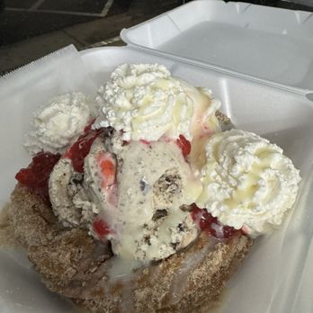 The Funnel House - Churro Sundae - Desserts Near Me - Huntington Beach, California The Funnel House - Churro Sundae - Desserts Near Me - Huntington Beach, California