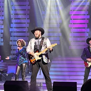 Country Tonite Theatre - Performing Arts Near Me - Pigeon Forge, Tennessee Country Tonite Theatre - Performing Arts Near Me - Pigeon Forge, Tennessee