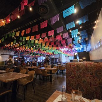El Patron Restaurante Mexicano - After an incredible lunch buffet, the place quieted down. - Mexican Near Me - Orlando, Florida El Patron Restaurante Mexicano - After an incredible lunch buffet, the place quieted down. - Mexican Near Me - Orlando, Florida