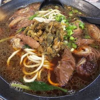 Luyixian - Intestine noodle soup - Shanghainese Near Me - Alhambra, California
