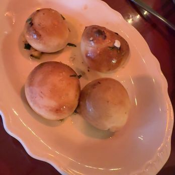 Gigi's Italian Restaurant - Fresh Garlic Rolls - Italian Near Me - Jensen Beach, Florida Gigi's Italian Restaurant - Fresh Garlic Rolls - Italian Near Me - Jensen Beach, Florida