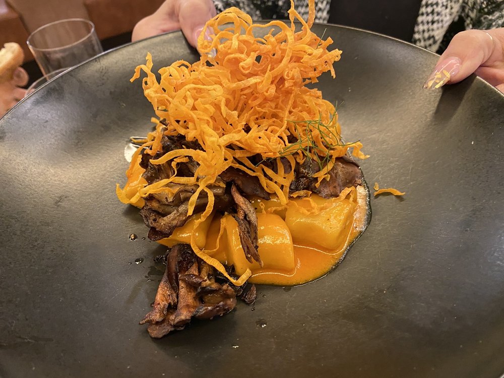 Silas Creative Kitchen