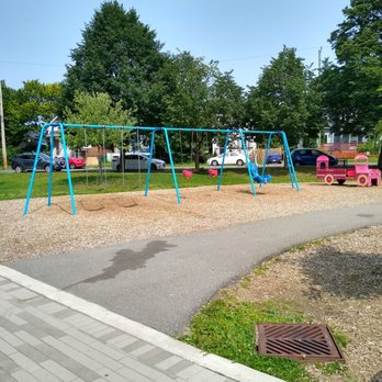 Optimist Park - Parks Near Me - Ottawa, Ontario Optimist Park - Parks Near Me - Ottawa, Ontario