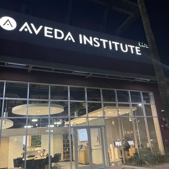Aveda Institute Phoenix - Aveda Institute - Cosmetology Schools Near Me - Tempe, Arizona