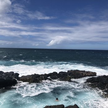 Queen's Bath - Landmarks & Historical Buildings Near Me - Princeville, Hawaii