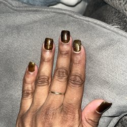 Cali Nails & Spa  - Cat eye