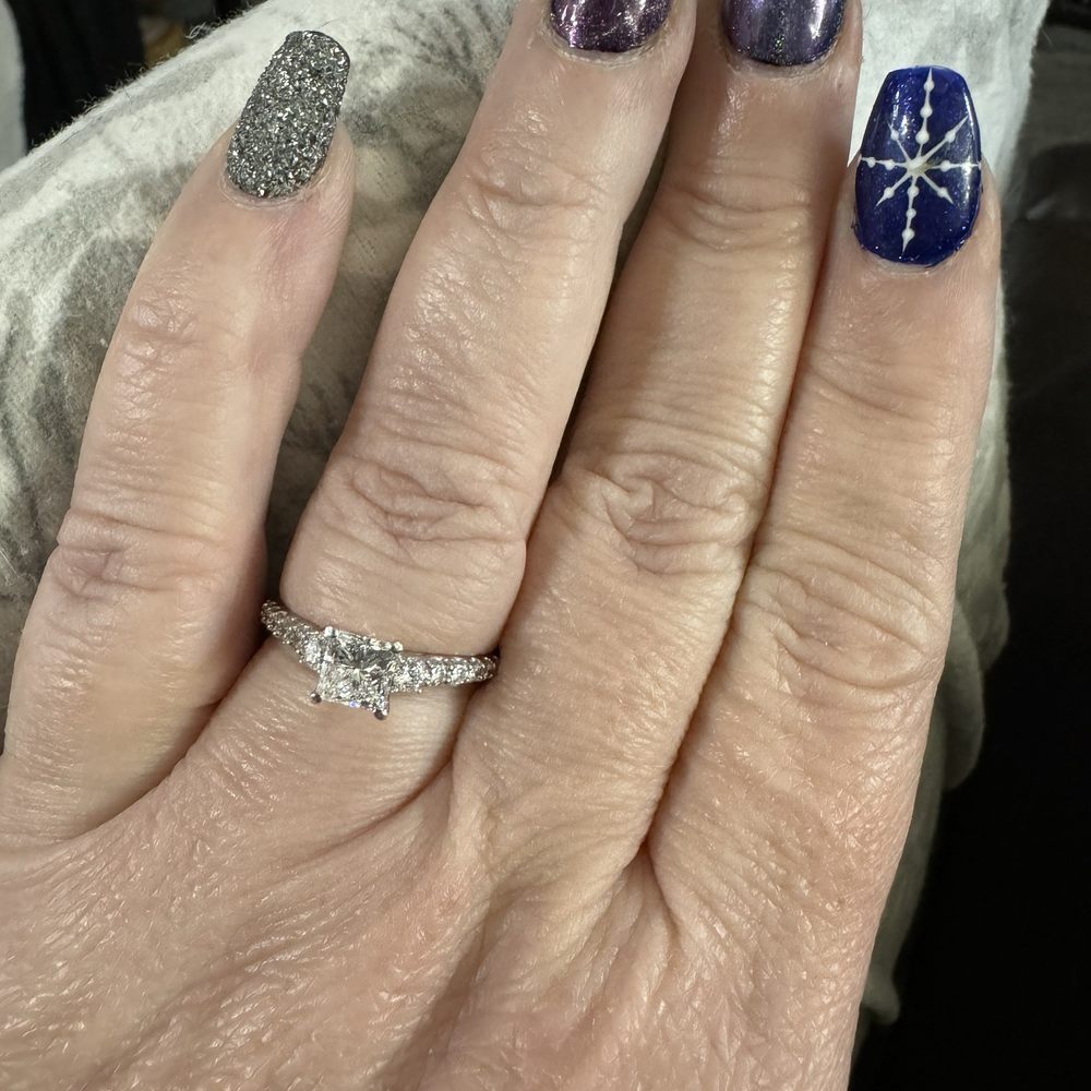 Swanky Talons - Free style with tips, Britnee - Nail Salons Near Me - Upper Sandusky, Ohio Swanky Talons - Free style with tips, Britnee - Nail Salons Near Me - Upper Sandusky, Ohio