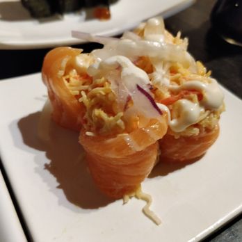Hoshi Sushi - Sushi Bars Near Me - Fullerton, California