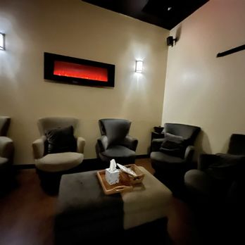 Spavia Day Spa - Alamo Ranch - The waiting room before being taken in for treatment. Books, neck warmers and a Japanese Bamboo that trickles water-the sound is perfect. - Skin Care Near Me - San Antonio, Texas Spavia Day Spa - Alamo Ranch - The waiting room before being taken in for treatment. Books, neck warmers and a Japanese Bamboo that trickles water-the sound is perfect. - Skin Care Near Me - San Antonio, Texas