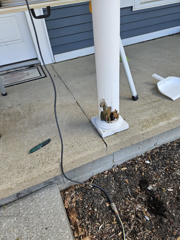 Slide of Larry Ross OldSchool Handyman Service