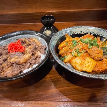 Tamashii Ramen - Beef over rice Curry chicken over rice - Ramen Near Me - Astoria, New York