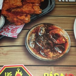 Las Alitas