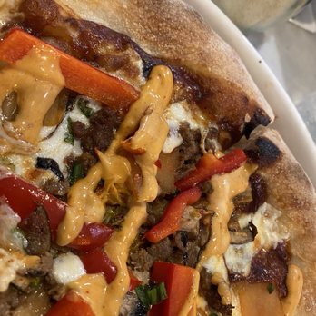Kayak Cafe - Beef Bulgogi Pizza - Pizza Near Me - Honolulu, Hawaii