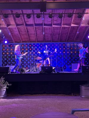 Drinks Backyard by null